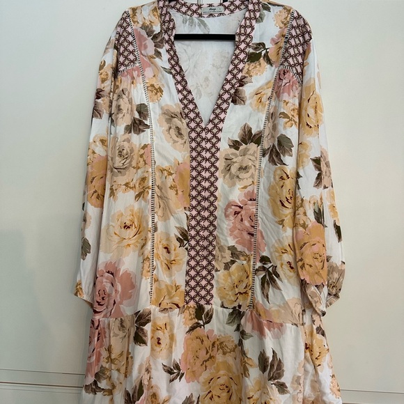 Maaji Afrodita Macy Tunic (D11) - Picture 8 of 12